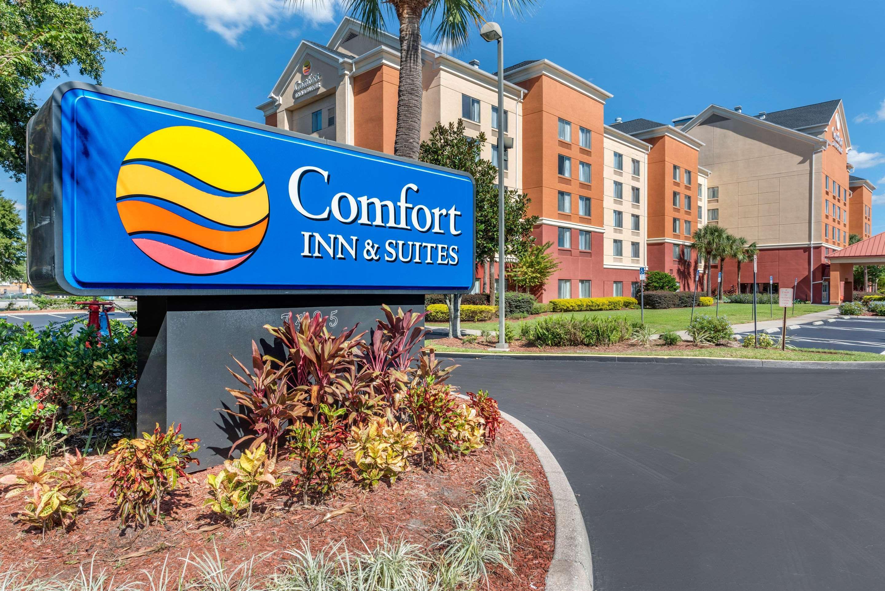 Comfort Inn & Suites Near Universal Orlando Resort-Convention Ctr Buitenkant foto